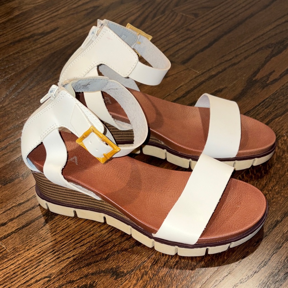 MIA White Platform Wedge Sandals with Gold Buckle